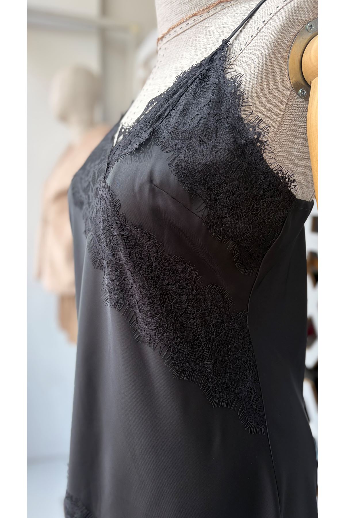 Saten elbise ve bluz seti