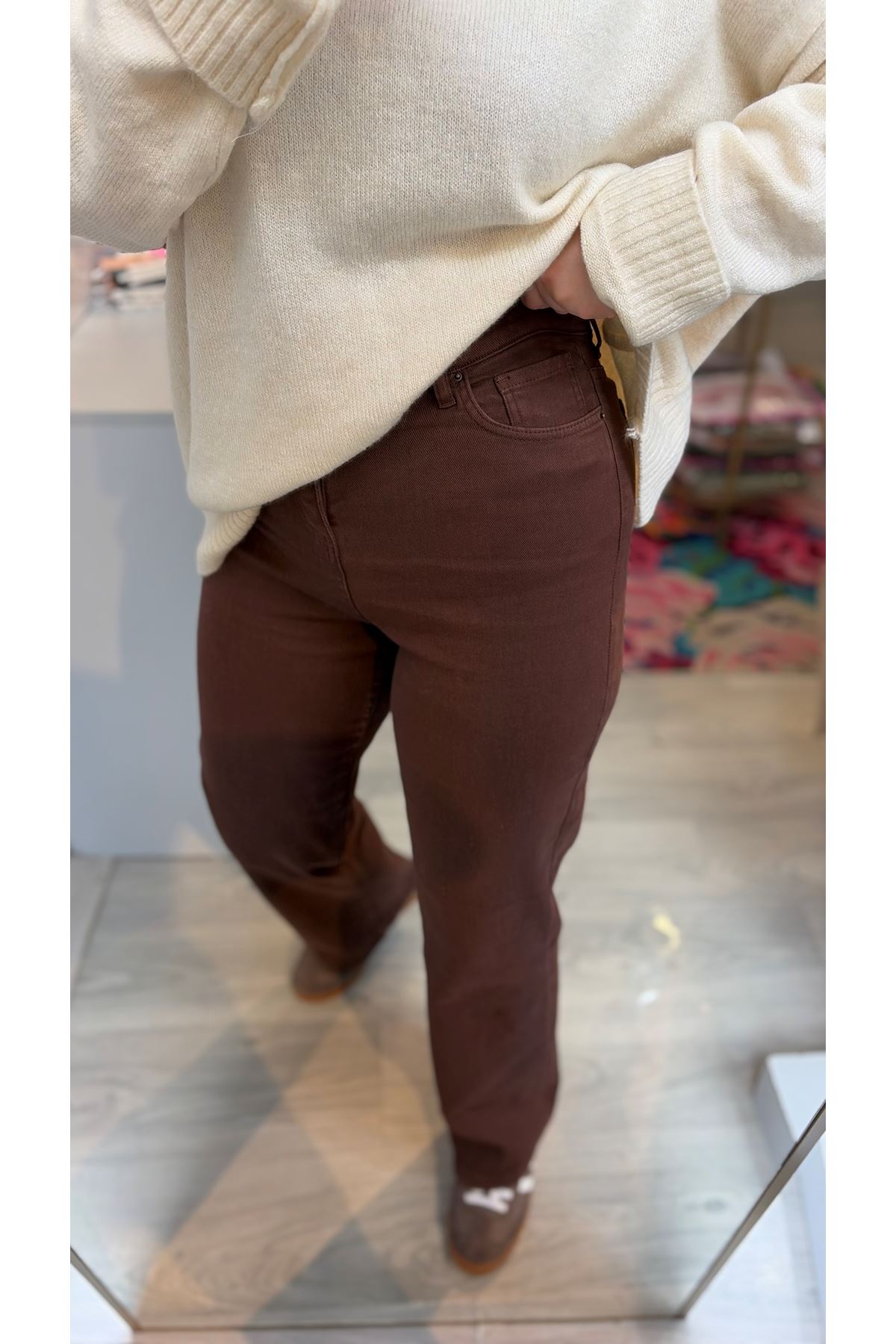 Full likralı kahverengi jean