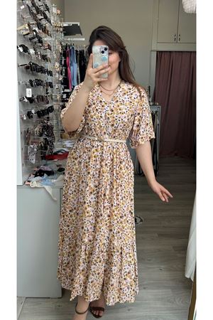 Çiçek desenli Elbise