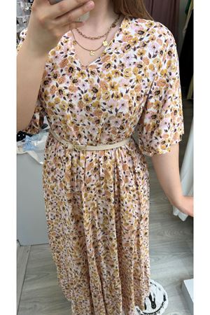 Çiçek desenli Elbise