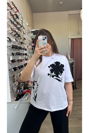 Çiçek T-shirt