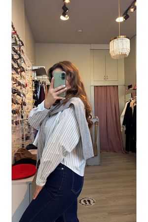 Hırka  Görünümlü Trikolu Gömlek 