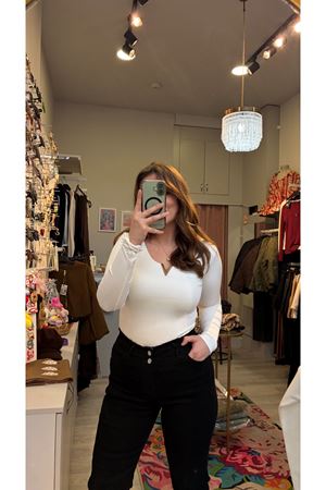 Aksesuar Detaylı Bluz